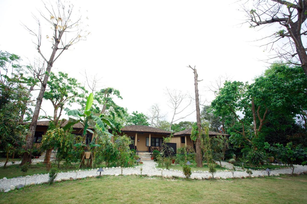 Jungle Villa Resort - Near Chitwan National Park Luaran gambar