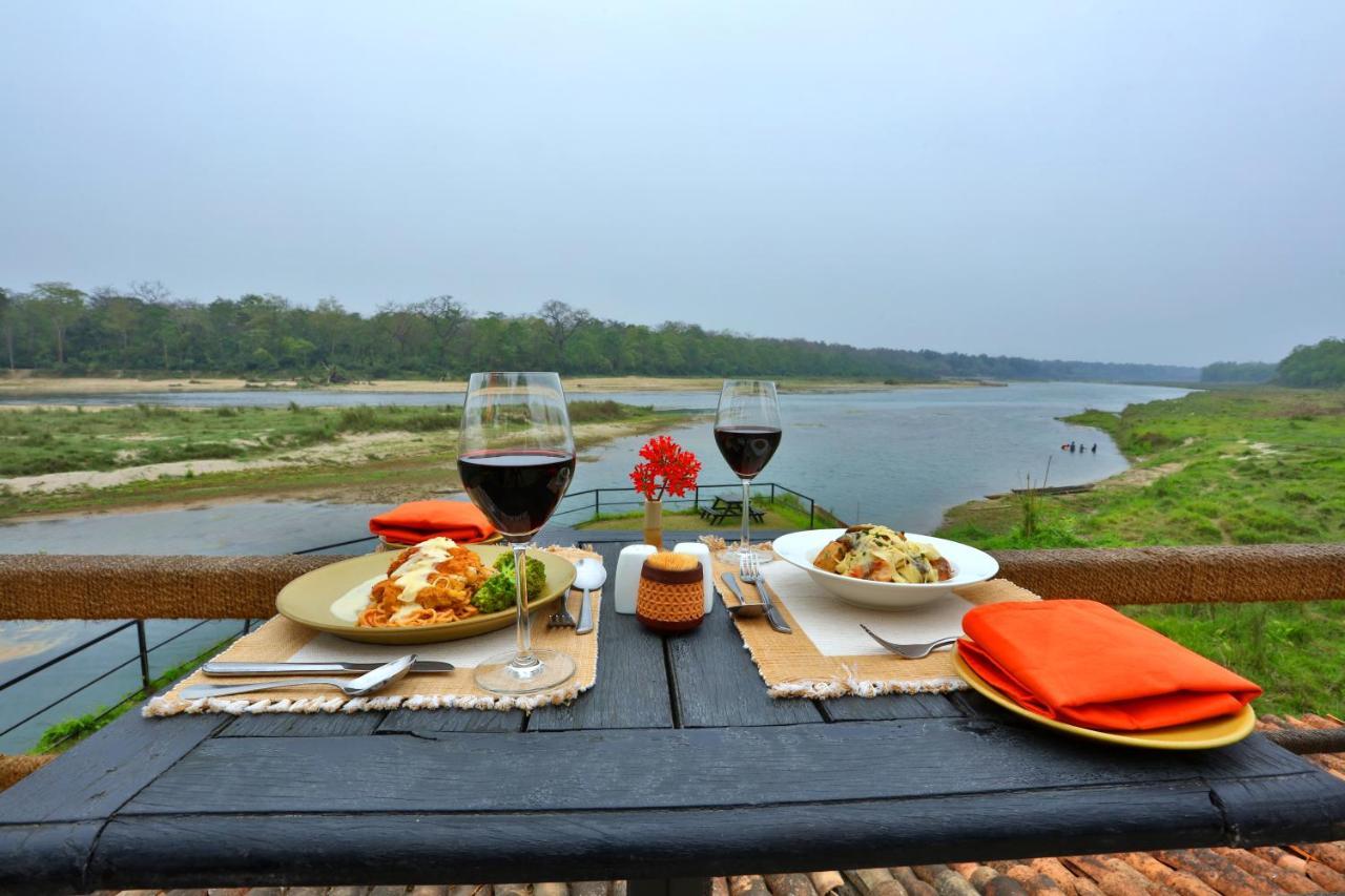 Jungle Villa Resort - Near Chitwan National Park Luaran gambar