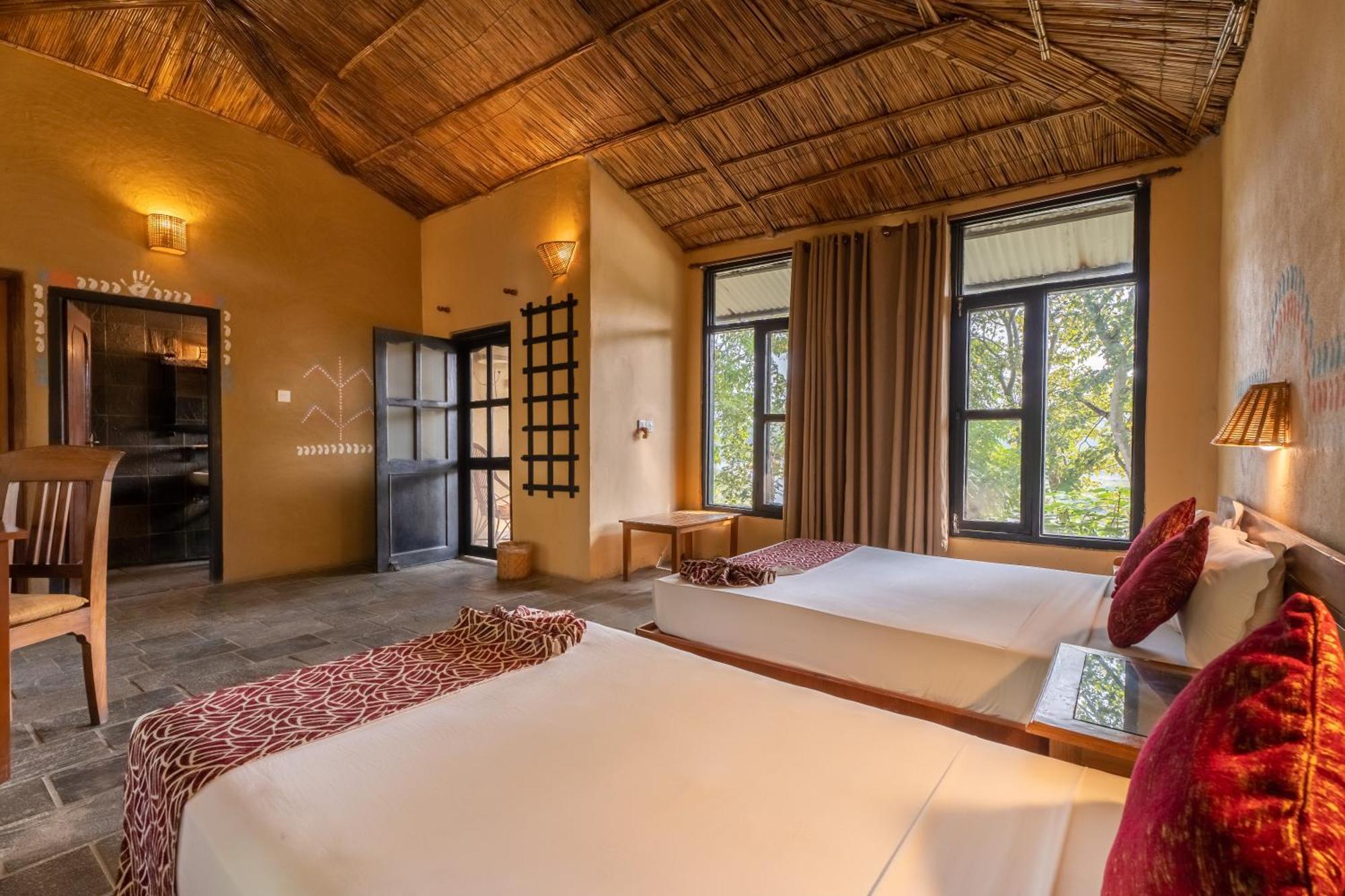 Jungle Villa Resort - Near Chitwan National Park Luaran gambar